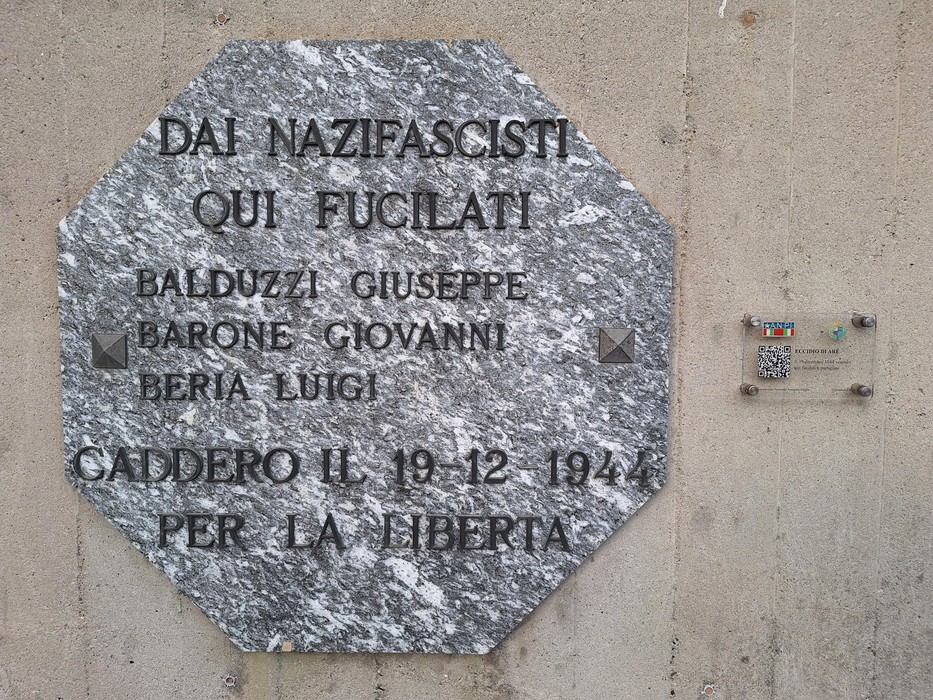 Lapidi ai Caduti di Arè, Comune di Caluso (TO), foto 3
