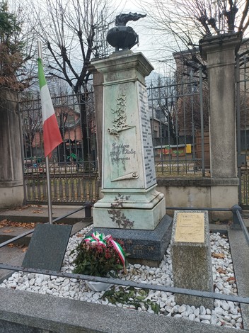 Monumento ai partigiani di Morbegno, dedicato alla memoria dei combattenti della Resistenza italiana.